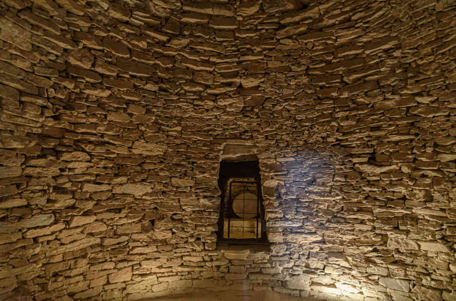 Málaga - Antequera 56 - Dólmenes de Antequera - Dolmen El Romeral.jpg